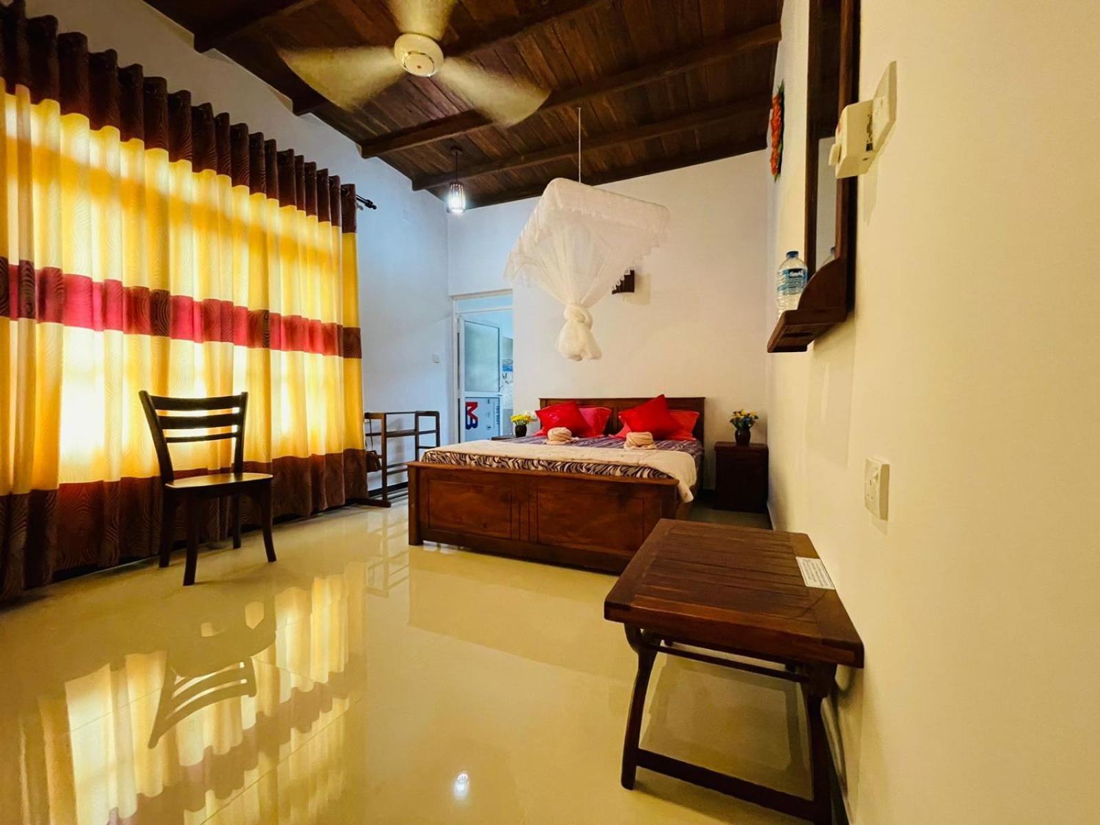 Gold Sand Resort Bentota Exterior photo